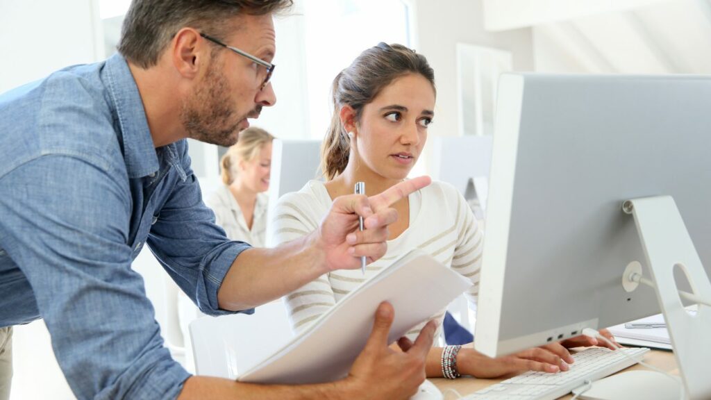 ICLAE UDD - Ingeniería con la Empresa