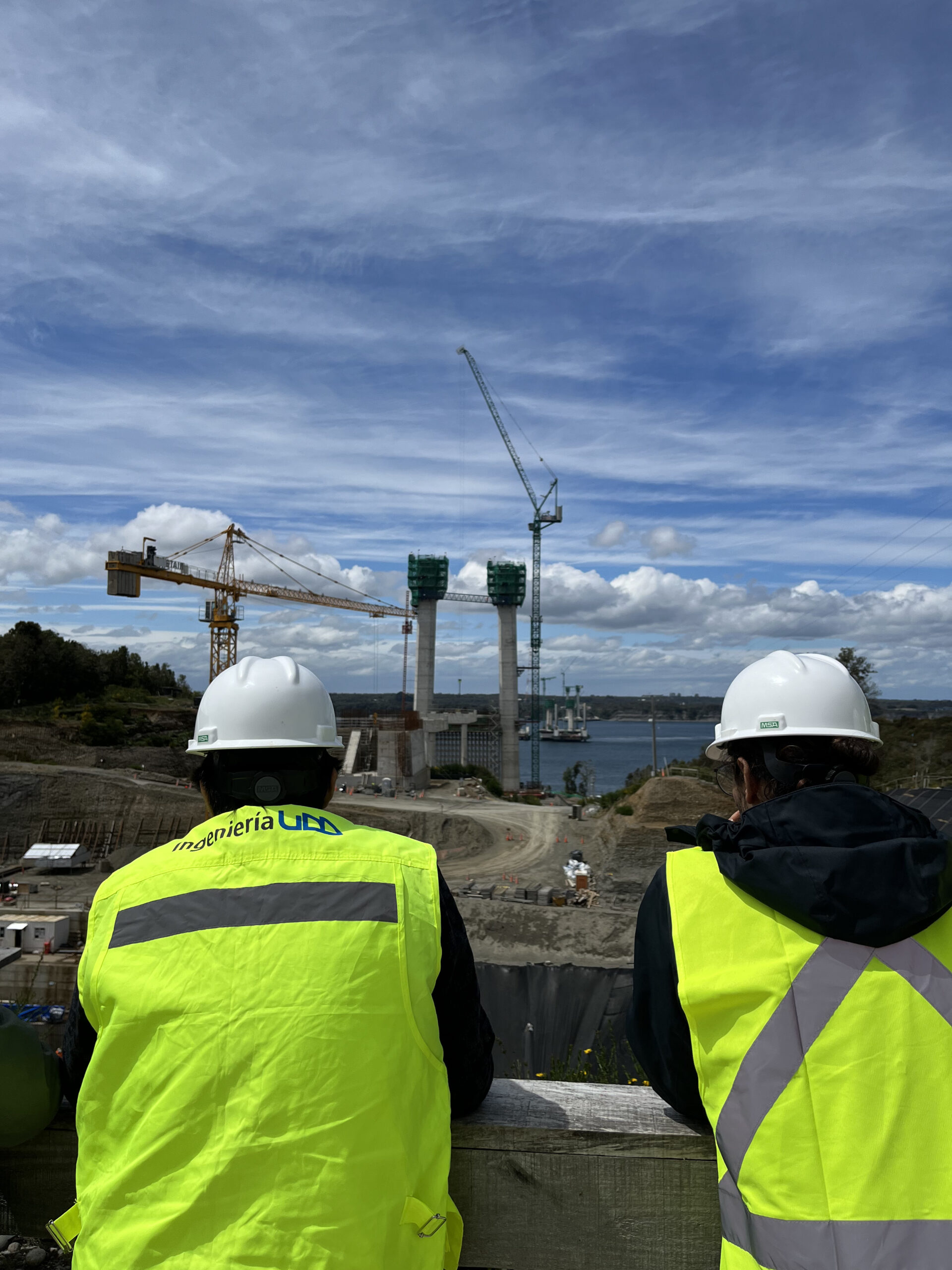 Tu futuro en Ingeniería Civil en Obras Civiles - Facultad de Ingeniería